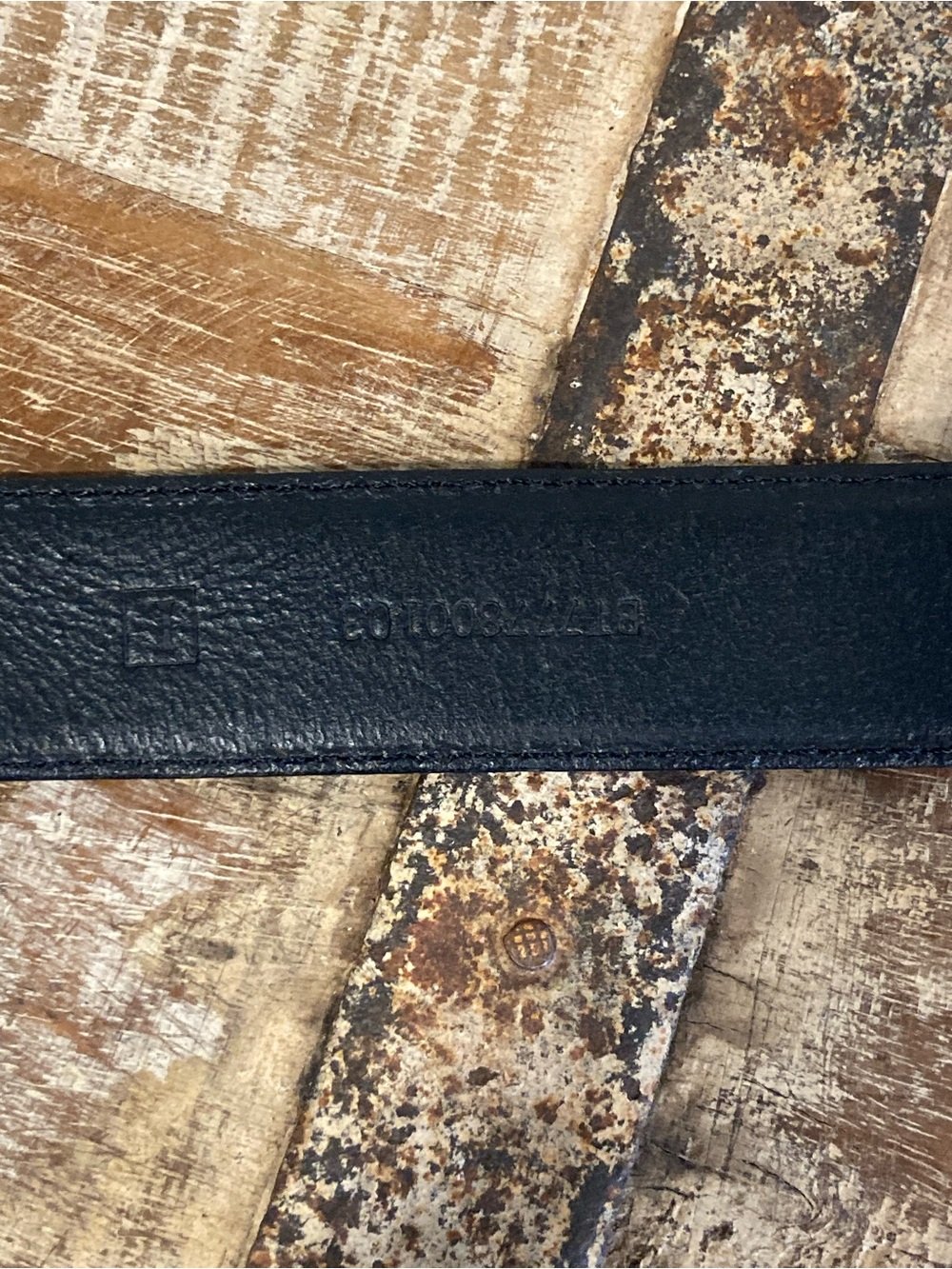 Fossil Black Leather Western-Style Belt with Silver-Tone Heart Accents - Picture 8 of 16